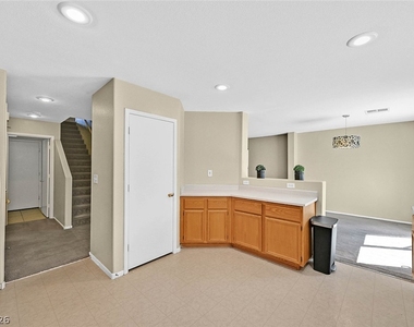 8525 Wildheart Ranch Street - Photo Thumbnail 8