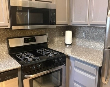 5415 W Harmon Avenue - Photo Thumbnail 8