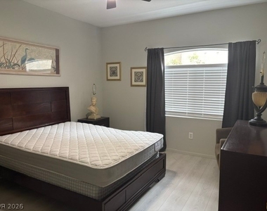 5415 W Harmon Avenue - Photo Thumbnail 15