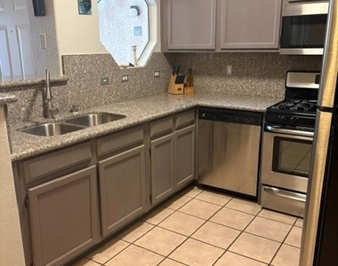 5415 W Harmon Avenue - Photo Thumbnail 10