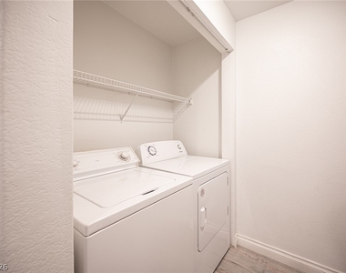 5415 W Harmon Avenue - Photo Thumbnail 15