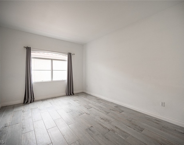 5415 W Harmon Avenue - Photo Thumbnail 21