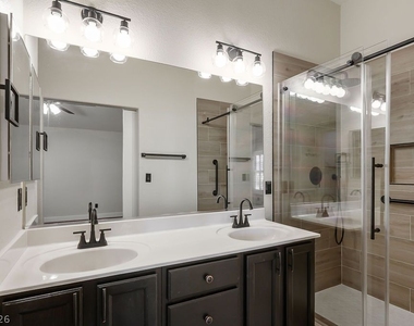 4824 Lawnwood Court - Photo Thumbnail 22