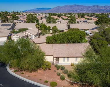 4824 Lawnwood Court - Photo Thumbnail 5