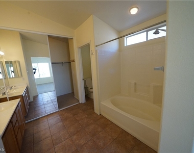 700 Pine Field Lane - Photo Thumbnail 27