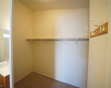 700 Pine Field Lane - Photo Thumbnail 29