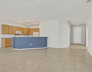 2223 Twin Falls Drive - Photo Thumbnail 3