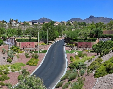 2223 Twin Falls Drive - Photo Thumbnail 39