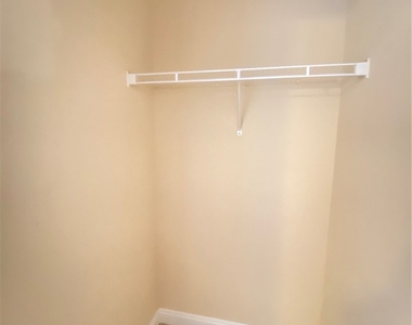 8000 W Badura Avenue - Photo Thumbnail 15