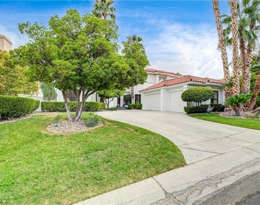 8901 Robinson Ridge Drive - Photo Thumbnail 4