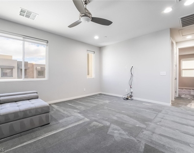 213 Inverbeg Street - Photo Thumbnail 19