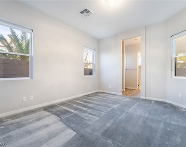 213 Inverbeg Street - Photo Thumbnail 13