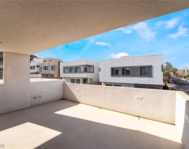 213 Inverbeg Street - Photo Thumbnail 35