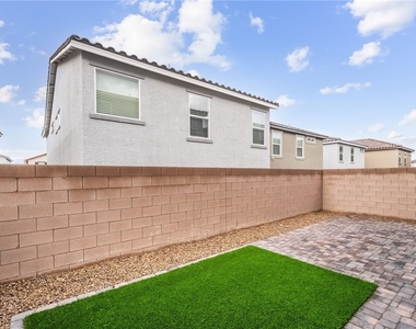 9092 Nostrand Avenue - Photo Thumbnail 35