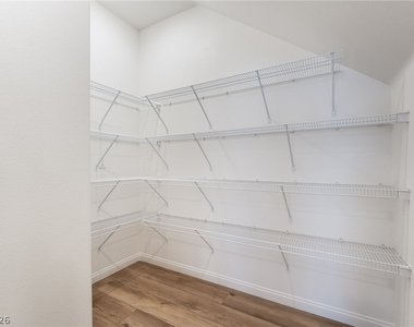 9092 Nostrand Avenue - Photo Thumbnail 16