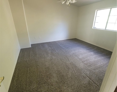 7290 Sheared Cliff Lane - Photo Thumbnail 16