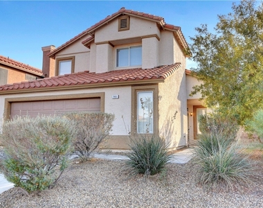 7461 Sunspot Drive - Photo Thumbnail 2