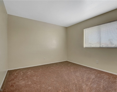 7461 Sunspot Drive - Photo Thumbnail 34