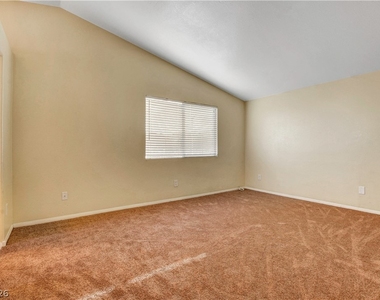 7461 Sunspot Drive - Photo Thumbnail 25