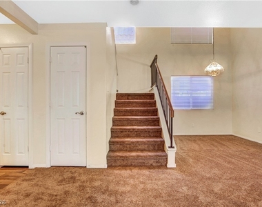 7461 Sunspot Drive - Photo Thumbnail 22