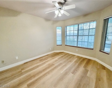 7844 Scammons Bay Court - Photo Thumbnail 15