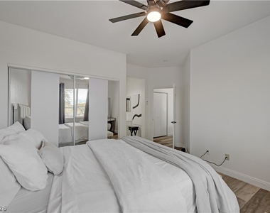 1524 Remembrance Hill Street - Photo Thumbnail 19