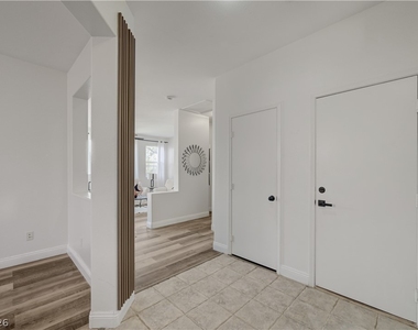 1524 Remembrance Hill Street - Photo Thumbnail 38