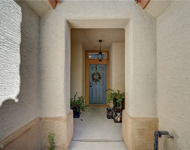 1524 Remembrance Hill Street - Photo Thumbnail 2