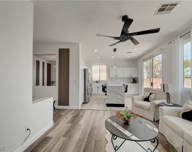 1524 Remembrance Hill Street - Photo Thumbnail 4