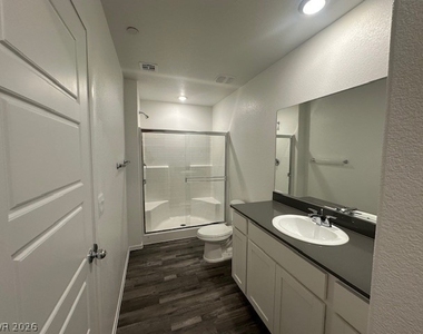 7368 Monique Creek Street - Photo Thumbnail 14