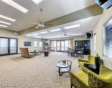 8777 Maule Avenue - Photo Thumbnail 13