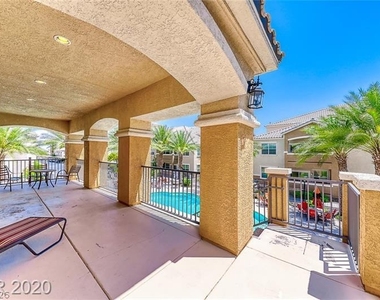 8777 Maule Avenue - Photo Thumbnail 16