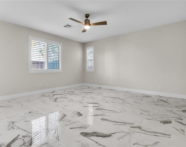 5136 Fiery Sky Ridge Street - Photo Thumbnail 4