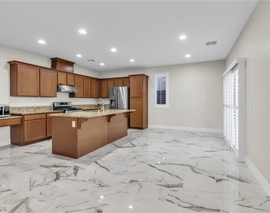 5136 Fiery Sky Ridge Street - Photo Thumbnail 6