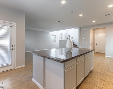 10474 Skye Night Avenue - Photo Thumbnail 8