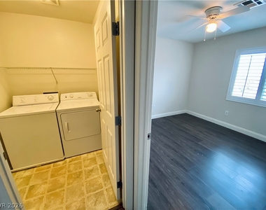 9586 Summer Furnace Street - Photo Thumbnail 21