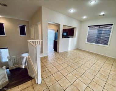 9586 Summer Furnace Street - Photo Thumbnail 7