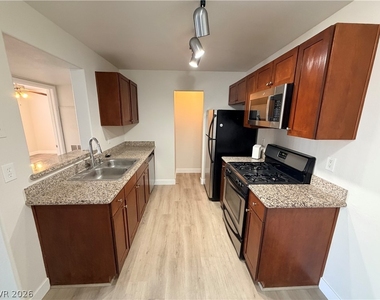 2120 Ramrod Avenue - Photo Thumbnail 6