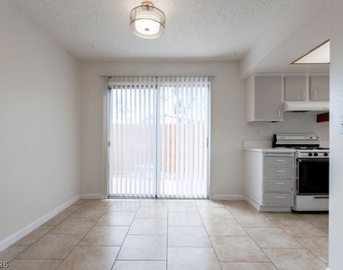 4362 Caliente Street - Photo Thumbnail 6