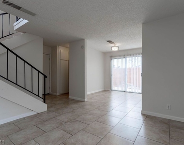 4362 Caliente Street - Photo Thumbnail 3