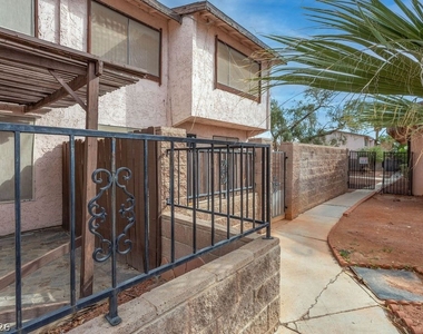 4362 Caliente Street - Photo Thumbnail 34