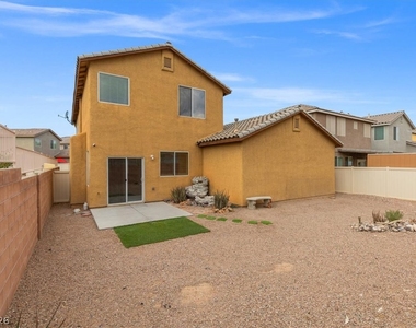 7384 Emerald Glow Street - Photo Thumbnail 33