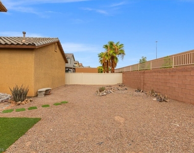 7384 Emerald Glow Street - Photo Thumbnail 37