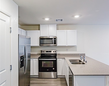 10145 Sangria Ridge Street - Photo Thumbnail 8