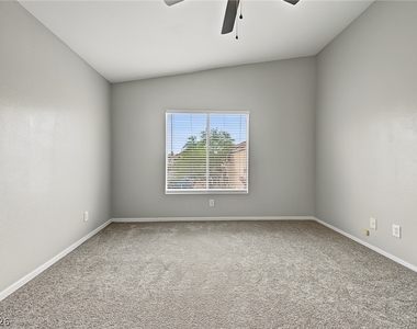 6592 Strolling Plains Lane - Photo Thumbnail 14