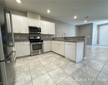3162 Arco Avenue - Photo Thumbnail 5
