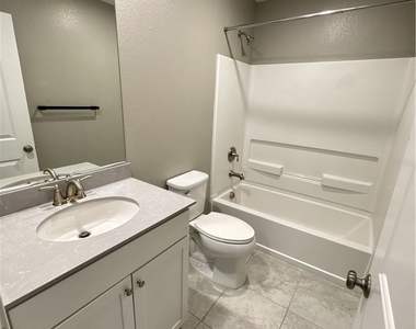 3162 Arco Avenue - Photo Thumbnail 19