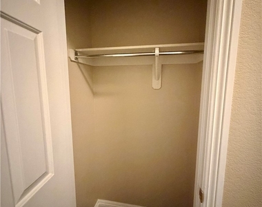 5408 Golden Barrel Avenue - Photo Thumbnail 23