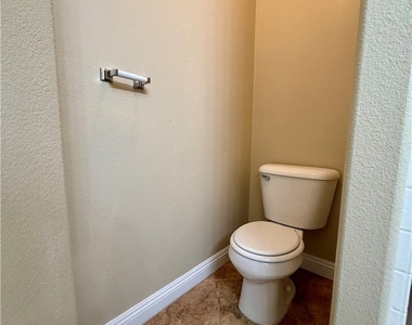 5408 Golden Barrel Avenue - Photo Thumbnail 15