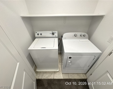 371 Rosefinch Street - Photo Thumbnail 15